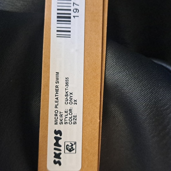 SKIMS MICRO LEATHER SKIRT  2X - Picture 8 of 10